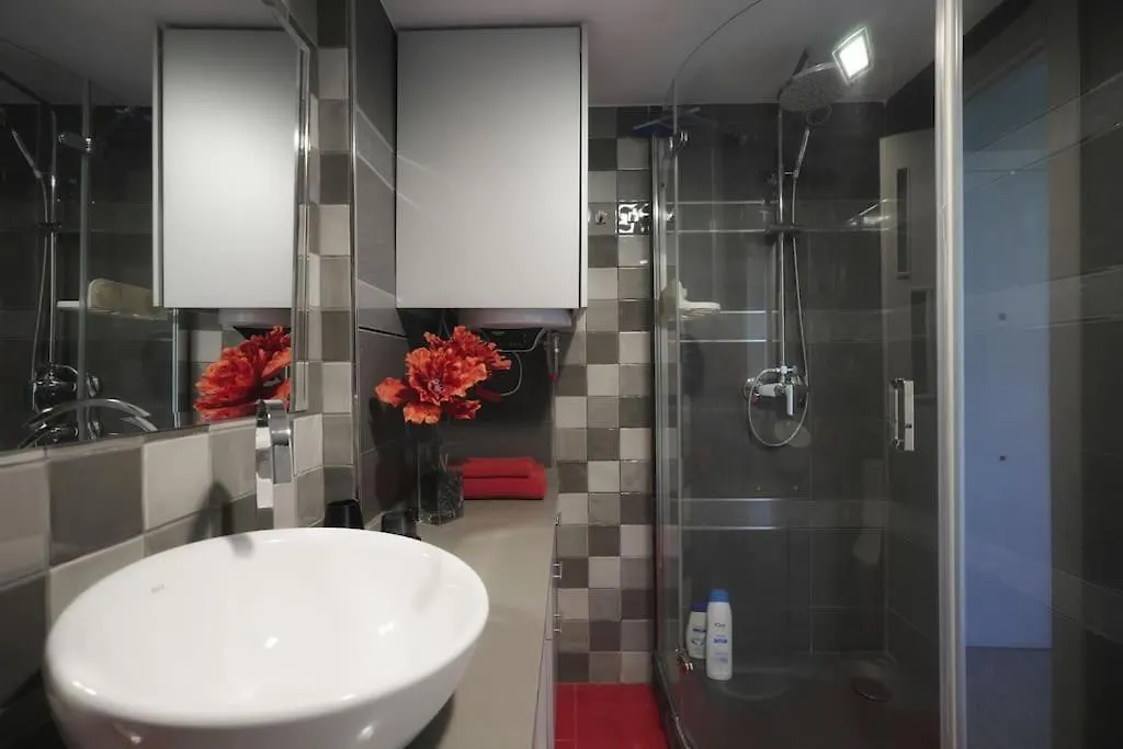 Apartamento Deluxe Junto Al Mar Torremolinos 0*,  Spain